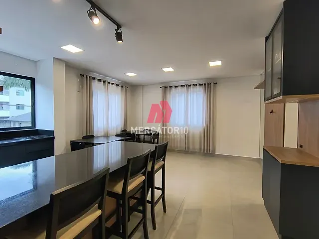 Apartamento 1 quarto e 2 banheiros, à venda ou para alugar, no bairro Vila Nova em Blumenau