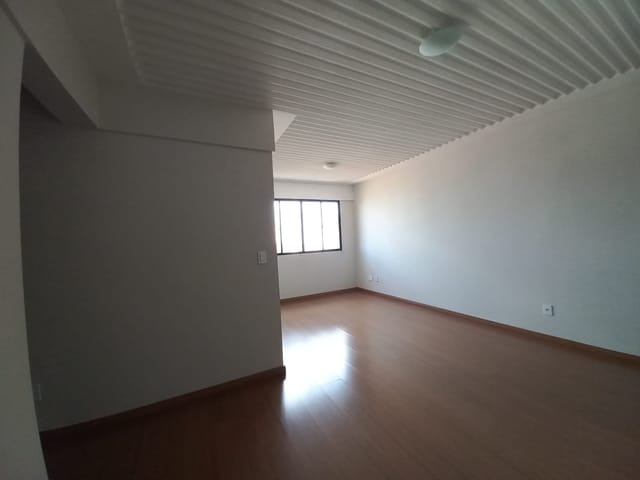 Foto do Apartamento - Apartamento para locação no Centro de Londrina | Imobiliária Itapuã S/C LTDA