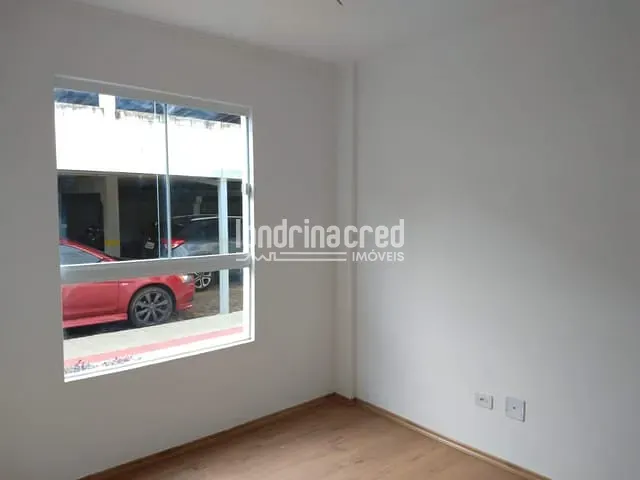 Apartamento com 100m², à venda, no bairro Vila Salomé em Cambé