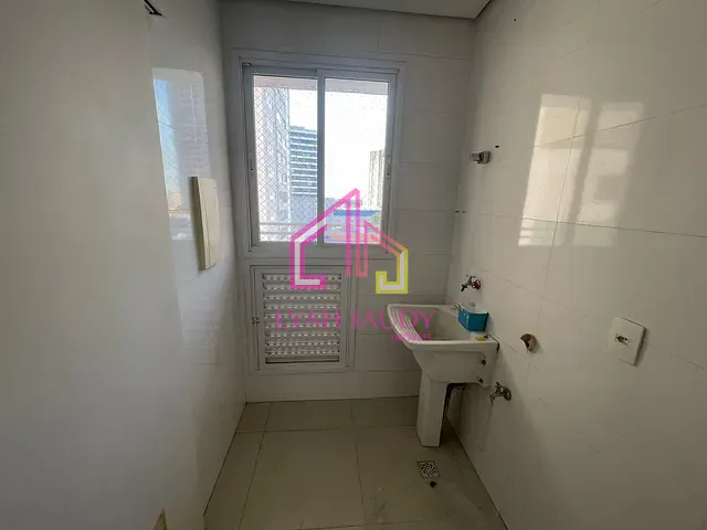 Apartamento com 169m² 4 quartos e 5 banheiros, para alugar, no bairro Duque de Caxias em Cuiabá