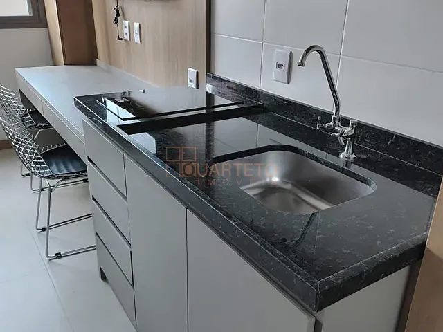 Apartamento 1 quarto e 1 banheiro, à venda, no bairro Pinheiros em São Paulo