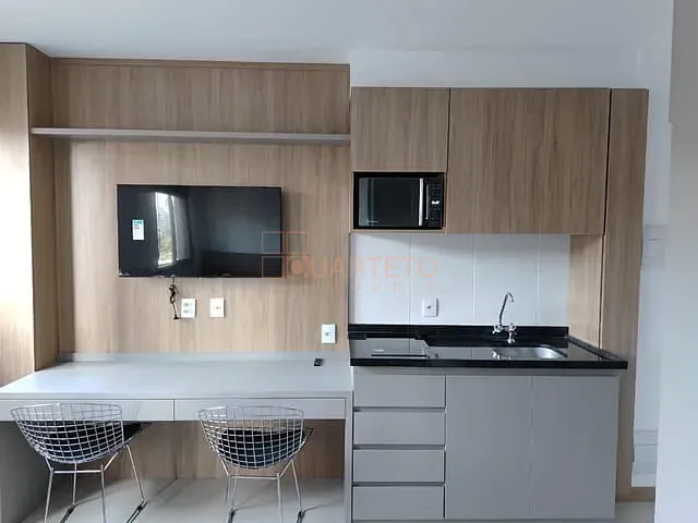 Apartamento 1 quarto e 1 banheiro, à venda, no bairro Pinheiros em São Paulo