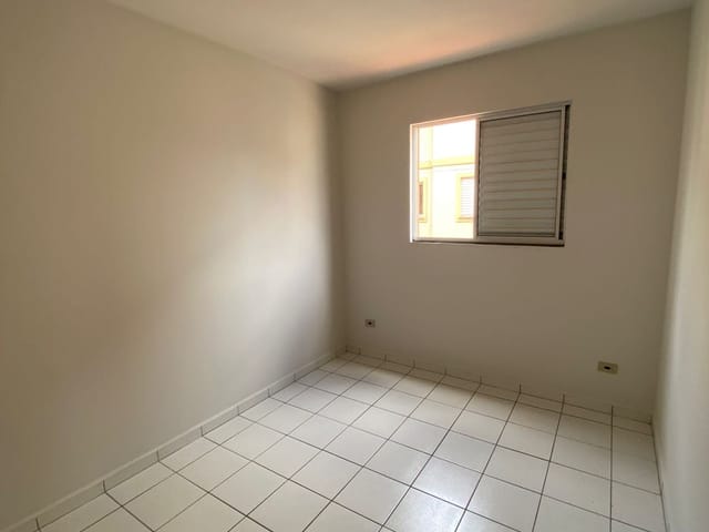 Apartamento 2 quartos e 1 banheiro, para alugar, no bairro Lavapés em Extrema