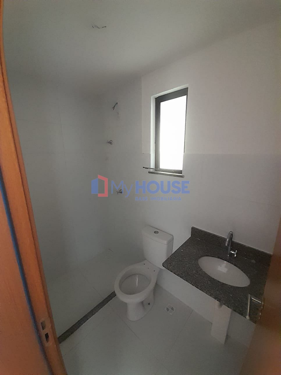 Apartamento à venda com 2 quartos, 70m² - Foto 9