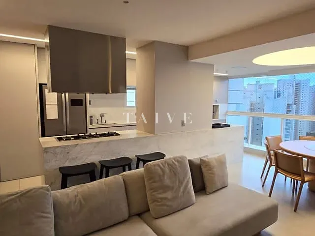 Apartamento com 195m² 3 quartos e 3 banheiros, à venda, no bairro Gleba Fazenda Palhano em Londrina