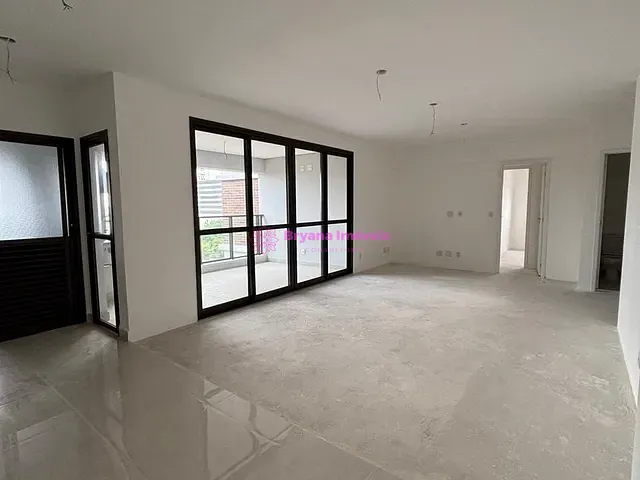 Apartamento com 130m² 3 quartos e 4 banheiros, à venda, no bairro Vila Assunção em Santo André