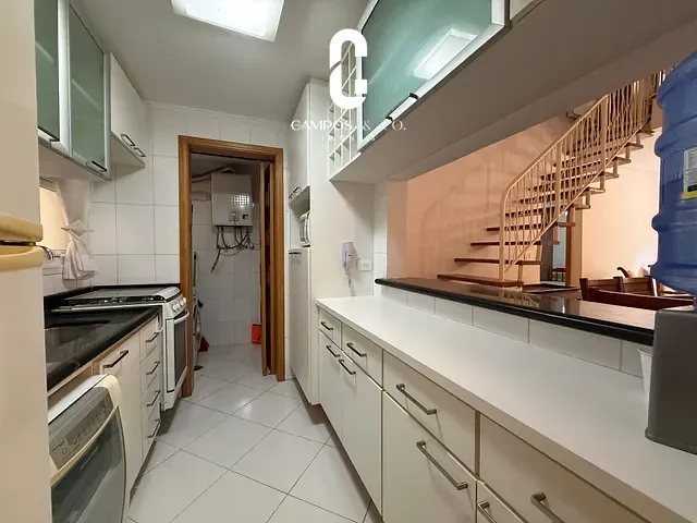 Apartamento 4 quartos e 4 banheiros, à venda, no bairro Vila Capivari em Campos do Jordão