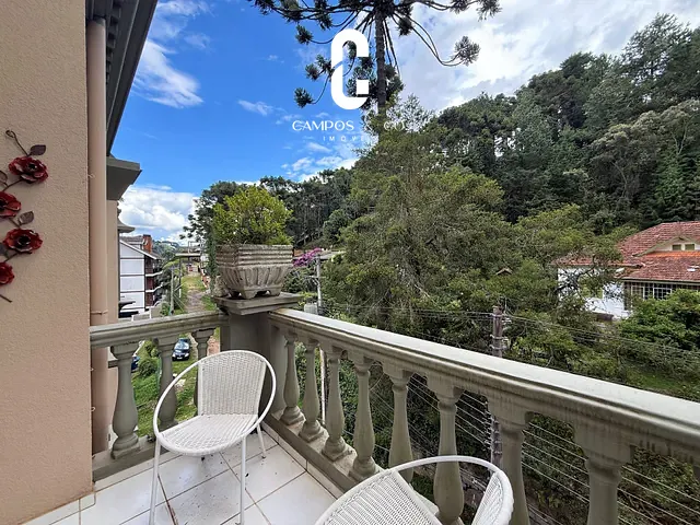 Apartamento 4 quartos e 4 banheiros, à venda, no bairro Vila Capivari em Campos do Jordão