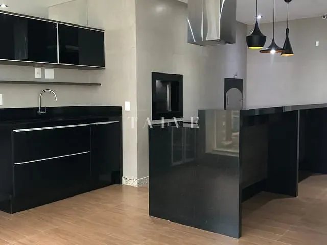 Apartamento com 384m² 3 quartos e 4 banheiros, à venda, no bairro Gleba Fazenda Palhano em Londrina