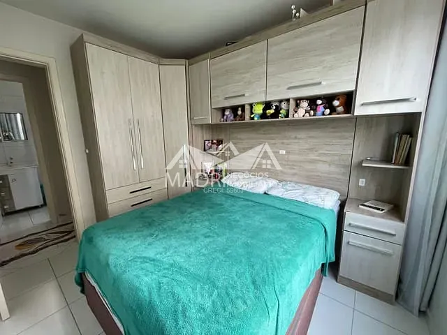 Apartamento 2 quartos e 1 banheiro, à venda, no bairro Barra do Aririú em Palhoça