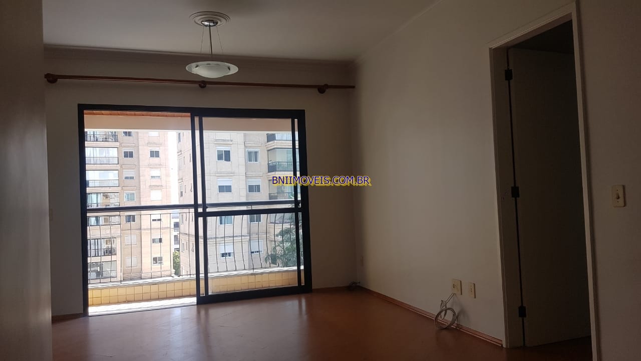 Apartamento para alugar com 3 quartos, 90m² - Foto 1