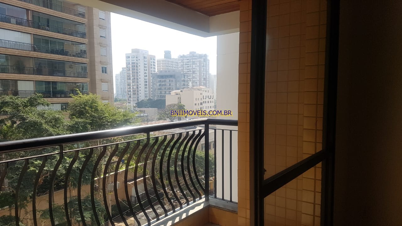 Apartamento para alugar com 3 quartos, 90m² - Foto 3