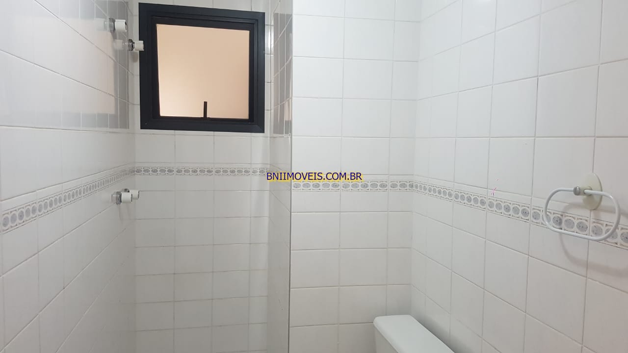 Apartamento para alugar com 3 quartos, 90m² - Foto 13