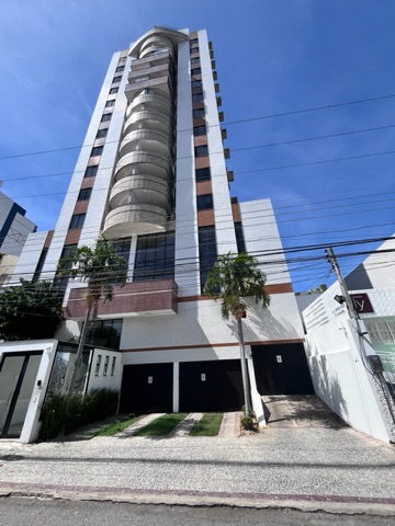 Apartamento com 86m² 3 quartos e 2 banheiros, à venda, no bairro Centro em Campos dos Goytacazes