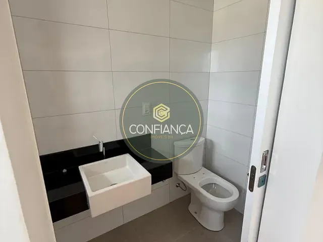 Apartamento 2 quartos e 2 banheiros, à venda, no bairro Ipiranga em Belo Horizonte