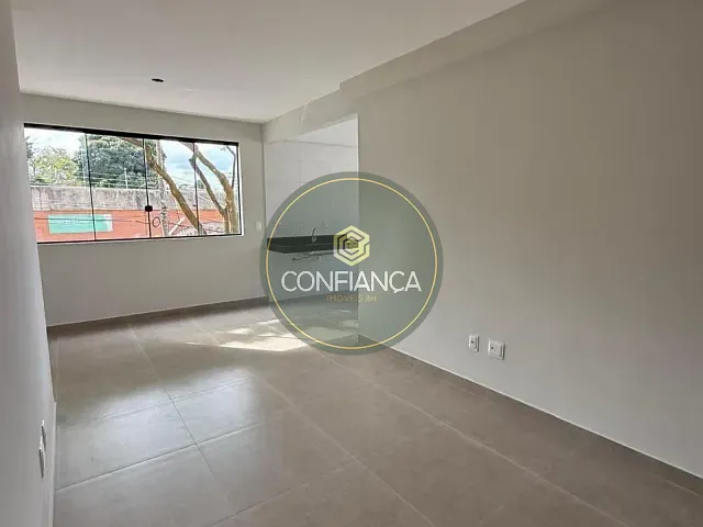 Apartamento 2 quartos e 2 banheiros, à venda, no bairro Ipiranga em Belo Horizonte