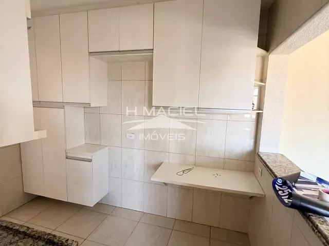 Apartamento com 56m² 2 quartos e 1 banheiro, para alugar, no bairro Jardim García em Campinas
