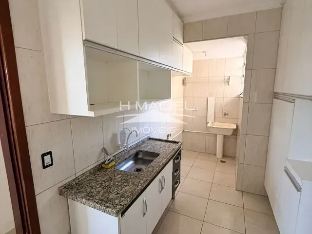 Apartamento com 56m² 2 quartos e 1 banheiro, para alugar, no bairro Jardim García em Campinas