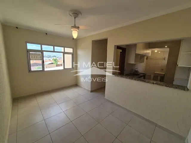 Apartamento com 56m² 2 quartos e 1 banheiro, para alugar, no bairro Jardim García em Campinas
