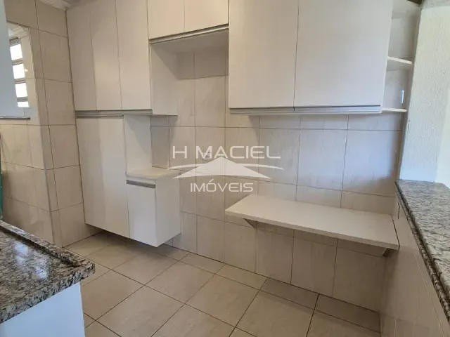 Apartamento com 56m² 2 quartos e 1 banheiro, para alugar, no bairro Jardim García em Campinas