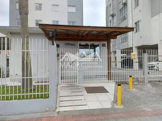 Apartamento 2 quartos e 1 banheiro, à venda, no bairro Rio Grande em Palhoça