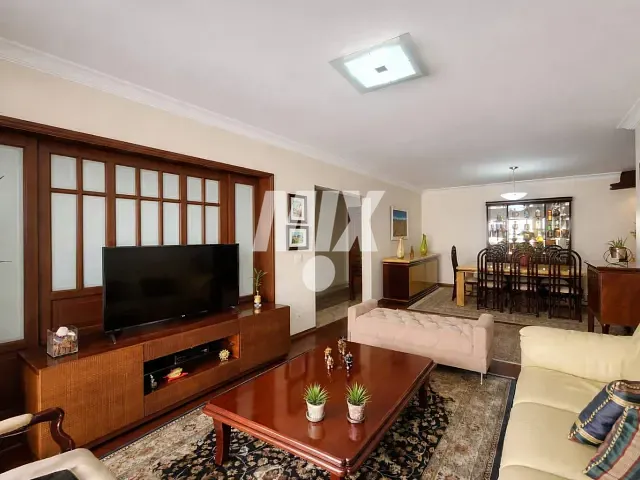 Apartamento 3 quartos e 4 banheiros, à venda, no bairro Moema em São Paulo