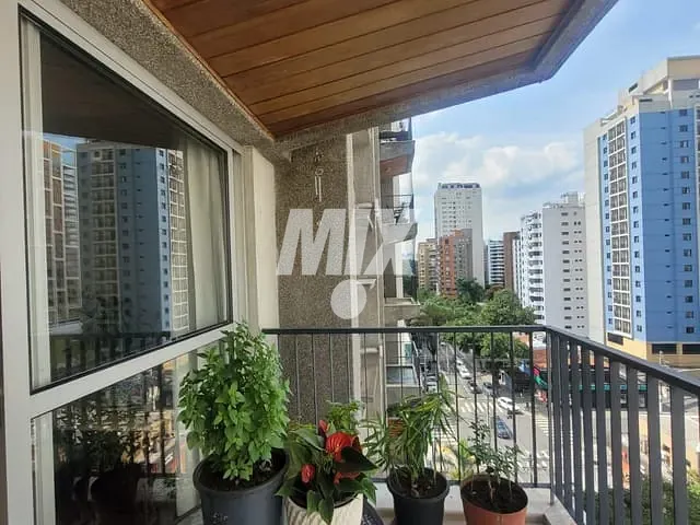 Apartamento 3 quartos e 4 banheiros, à venda, no bairro Moema em São Paulo