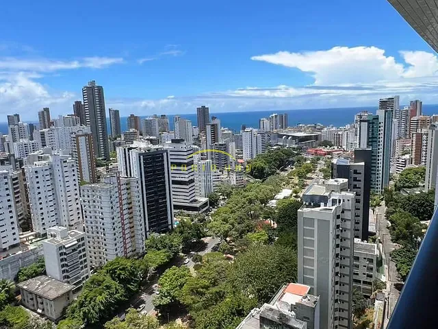 Apartamento com 50m² 1 quarto e 1 banheiro, à venda, no bairro Graça em Salvador