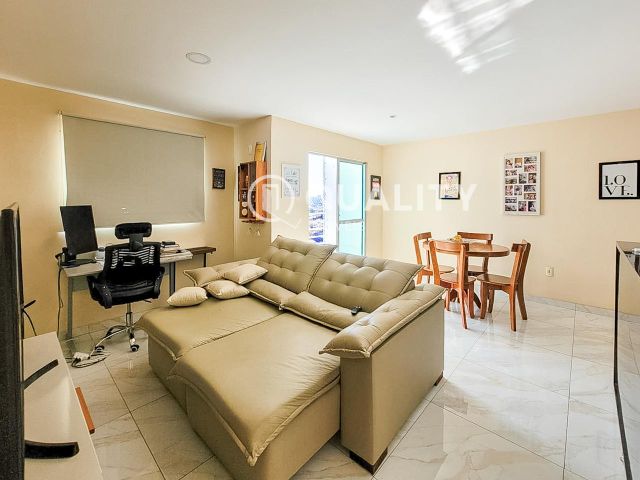 Apartamento 3 quartos e 2 banheiros, à venda, no bairro São Gerardo em Fortaleza