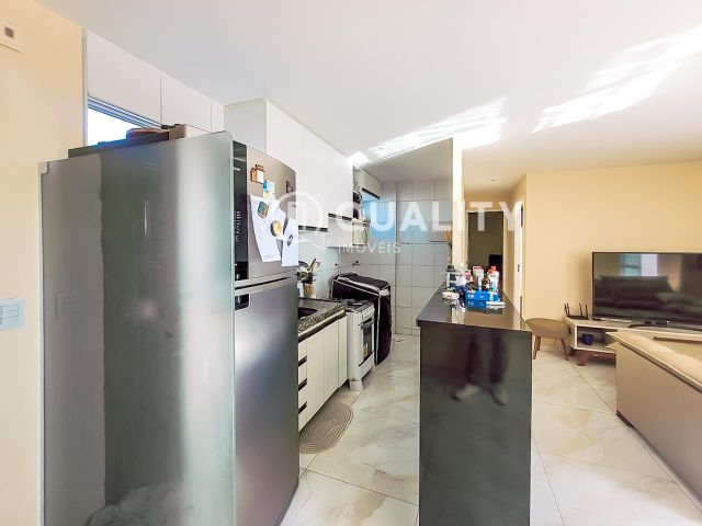 Apartamento 3 quartos e 2 banheiros, à venda, no bairro São Gerardo em Fortaleza