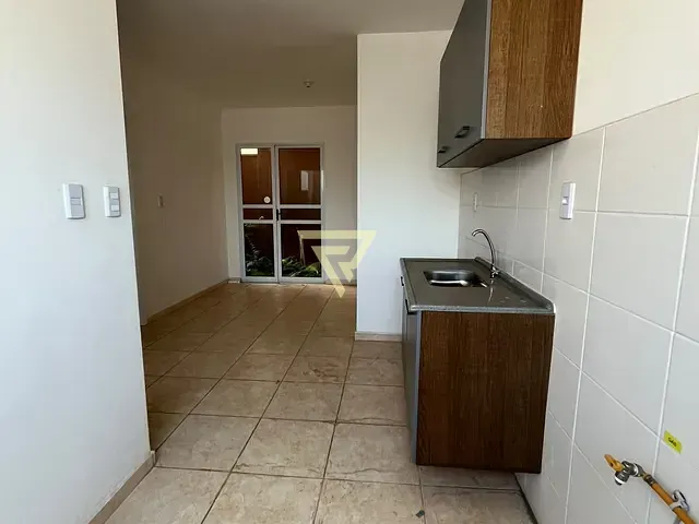 Apartamento 2 quartos e 1 banheiro, para alugar, no bairro Jardim Cybelli em Ribeirão Preto