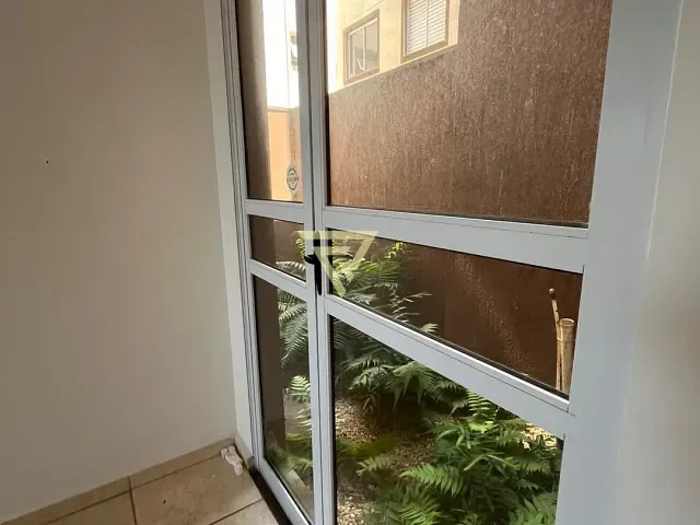 Apartamento 2 quartos e 1 banheiro, para alugar, no bairro Jardim Cybelli em Ribeirão Preto