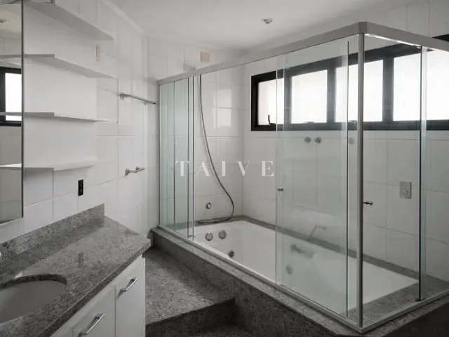 Apartamento com 310m² 5 quartos e 4 banheiros, para alugar, no bairro Gleba Fazenda Palhano em Londrina
