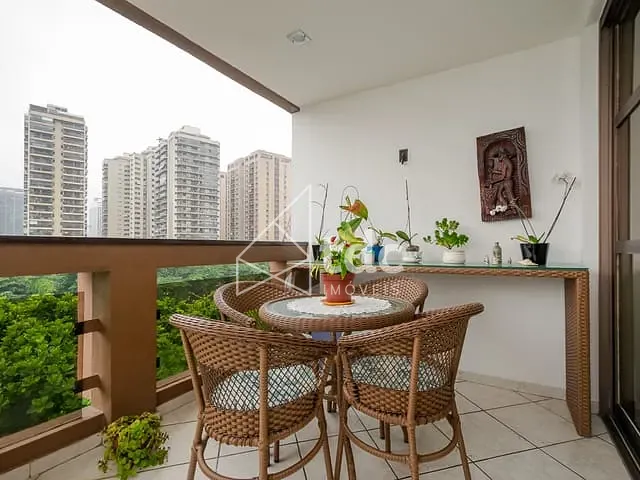 Apartamento com 119m² 3 quartos e 2 banheiros, à venda, no bairro Barra da Tijuca em Rio de Janeiro