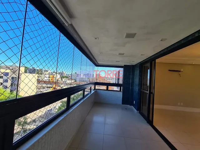 Apartamento com 168m² 4 quartos e 3 banheiros, à venda, no bairro Jardim Vitória em Itabuna