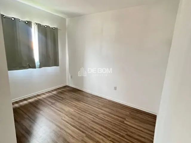 Apartamento 2 quartos e 2 banheiros, à venda, no bairro Loteamento Caldense em Poços de Caldas