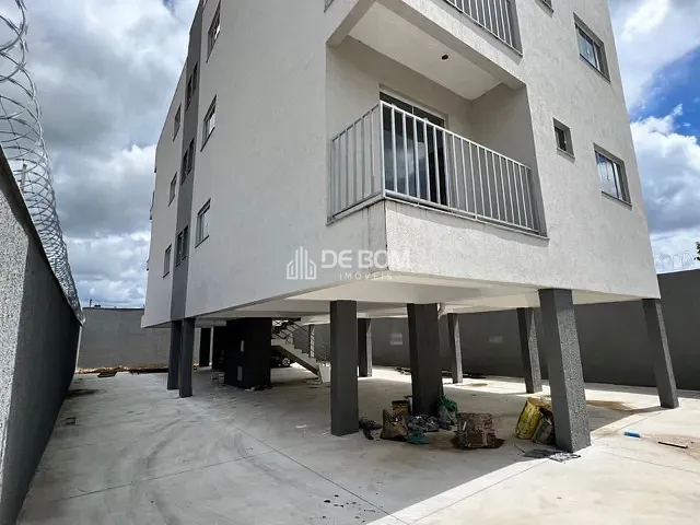 Apartamento 2 quartos e 2 banheiros, à venda, no bairro Loteamento Caldense em Poços de Caldas