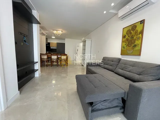 Apartamento com 130m² 3 quartos e 3 banheiros, para alugar, no bairro Jurerê em Florianópolis