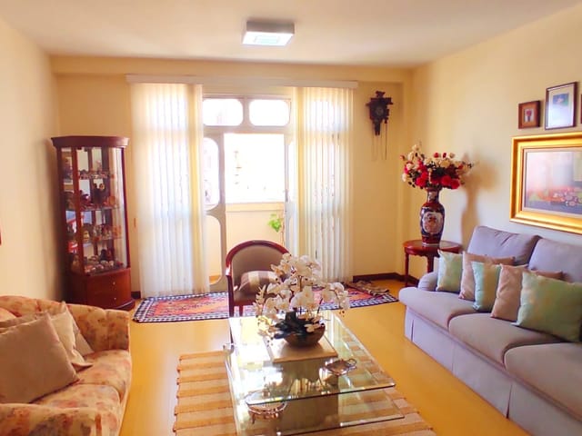 Foto do Apartamento - Apartamento à venda em andar alto no Edifício DOM JOÃO  VI - R$. 680.000,00 -  03 quartos (01 suíte)  149,76 m2 úteis,   02 vagas,  Centro, Londrina, PR | Grupo Mitral Imóveis