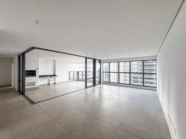 Apartamento com 285m² 3 quartos e 5 banheiros, à venda, no bairro Gleba Palhano em Londrina