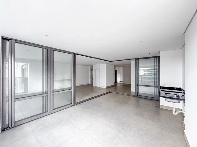 Apartamento com 285m² 3 quartos e 5 banheiros, à venda, no bairro Gleba Palhano em Londrina
