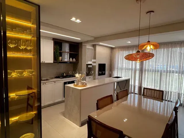 Apartamento 3 quartos e 2 banheiros, para alugar, no bairro Praia Brava de Itajaí em Itajaí