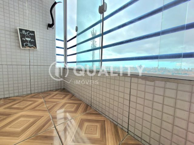 Apartamento 3 quartos e 2 banheiros, à venda, no bairro São Gerardo em Fortaleza