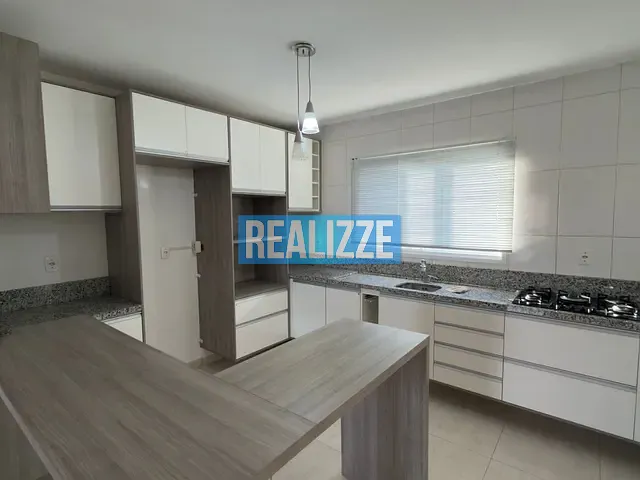 Apartamento 3 quartos e 1 banheiro, para alugar, no bairro Centro em Marau