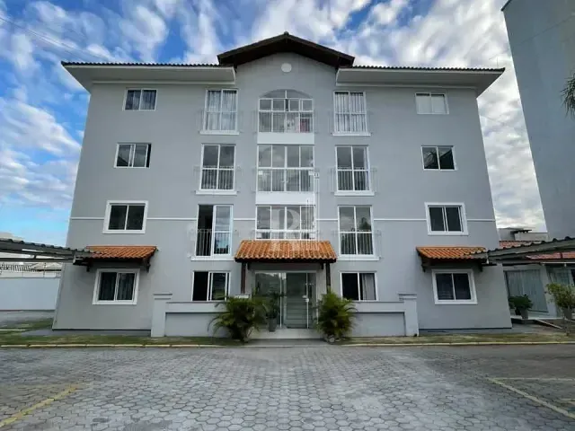 Apartamento 2 quartos e 1 banheiro, para alugar, no bairro Areias em Tijucas