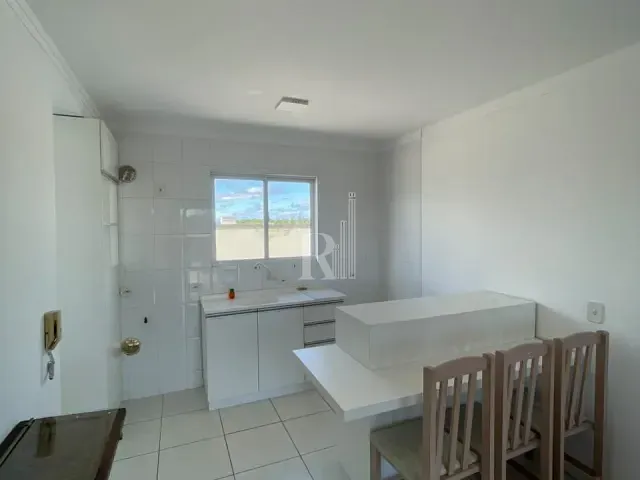 Apartamento 2 quartos e 1 banheiro, para alugar, no bairro Areias em Tijucas