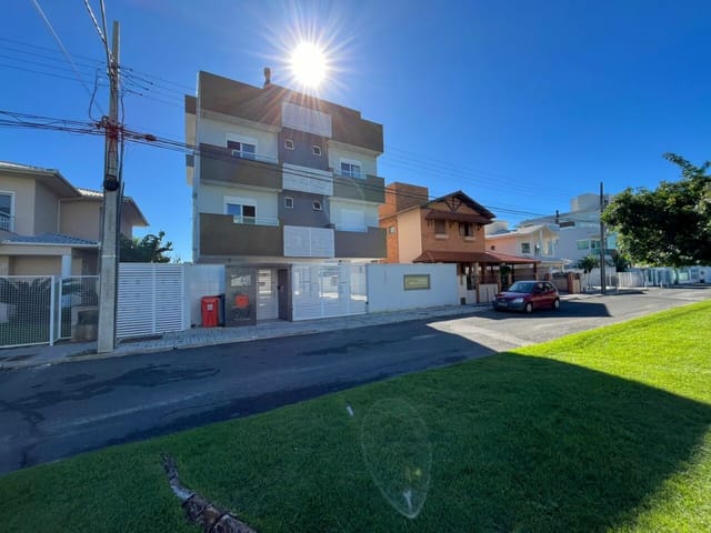 Apartamento com 70m² 2 quartos e 2 banheiros, à venda, no bairro Ingleses do Rio Vermelho em Florianópolis