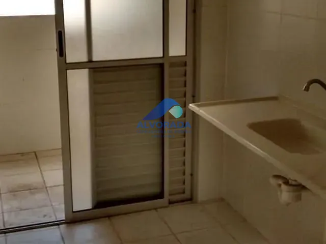 Apartamento 3 quartos e 2 banheiros, à venda, no bairro Conjunto Residencial Trinta e Um de Março em São José dos Campos