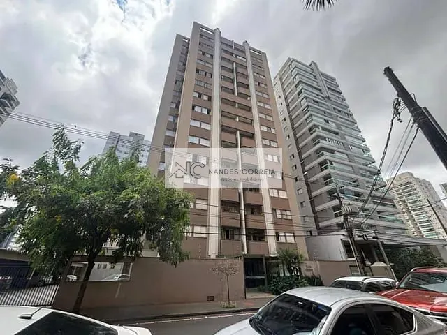 Apartamento com 146m² 3 quartos e 2 banheiros, à venda, no bairro Centro em Londrina