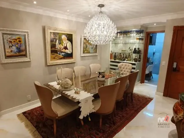 Apartamento à venda, no bairro Centro em Petrópolis